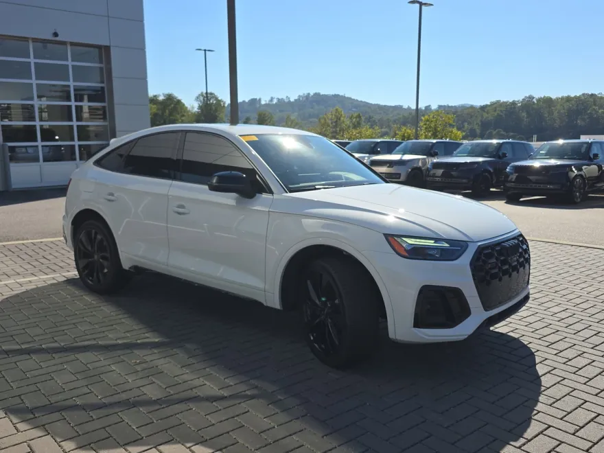 2022 Audi SQ5 Premium Plus photo 1