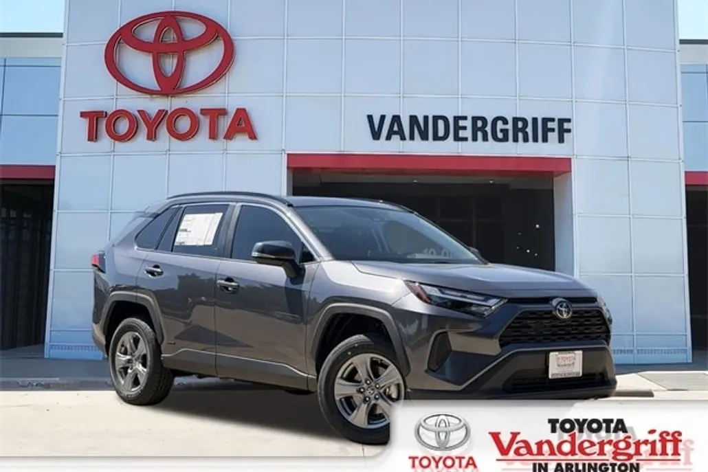 2025 Toyota RAV4 Hybrid XLE photo 1