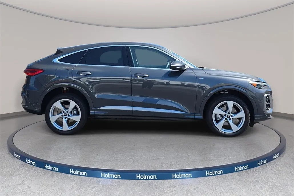 2025 Audi Q5 2.0T Premium Plus photo 1