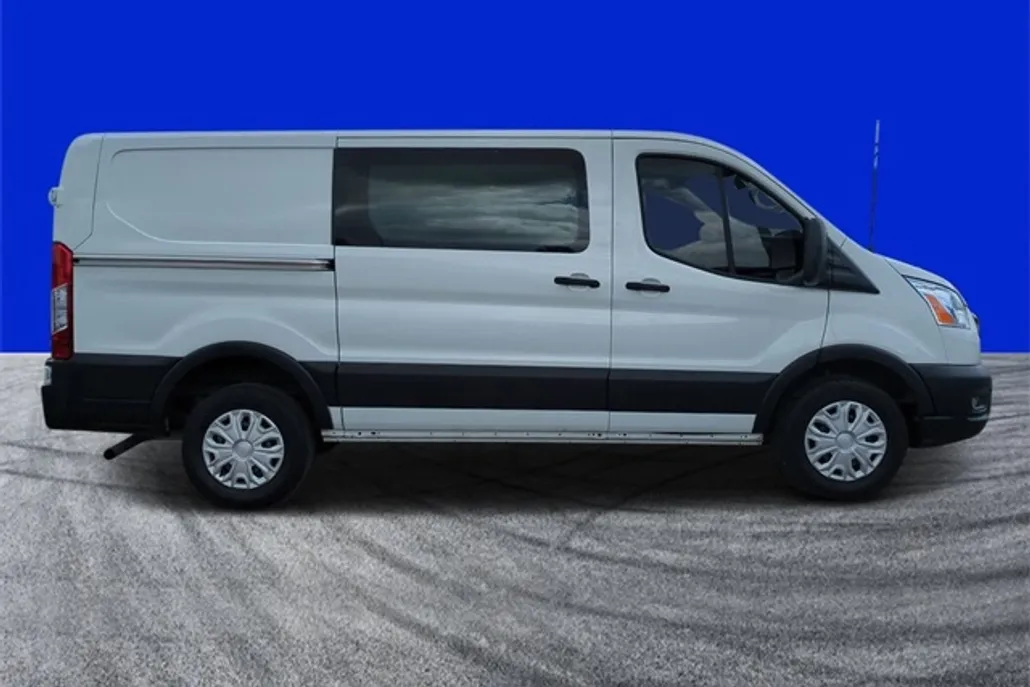 2022 Ford Transit Cargo Van photo 1