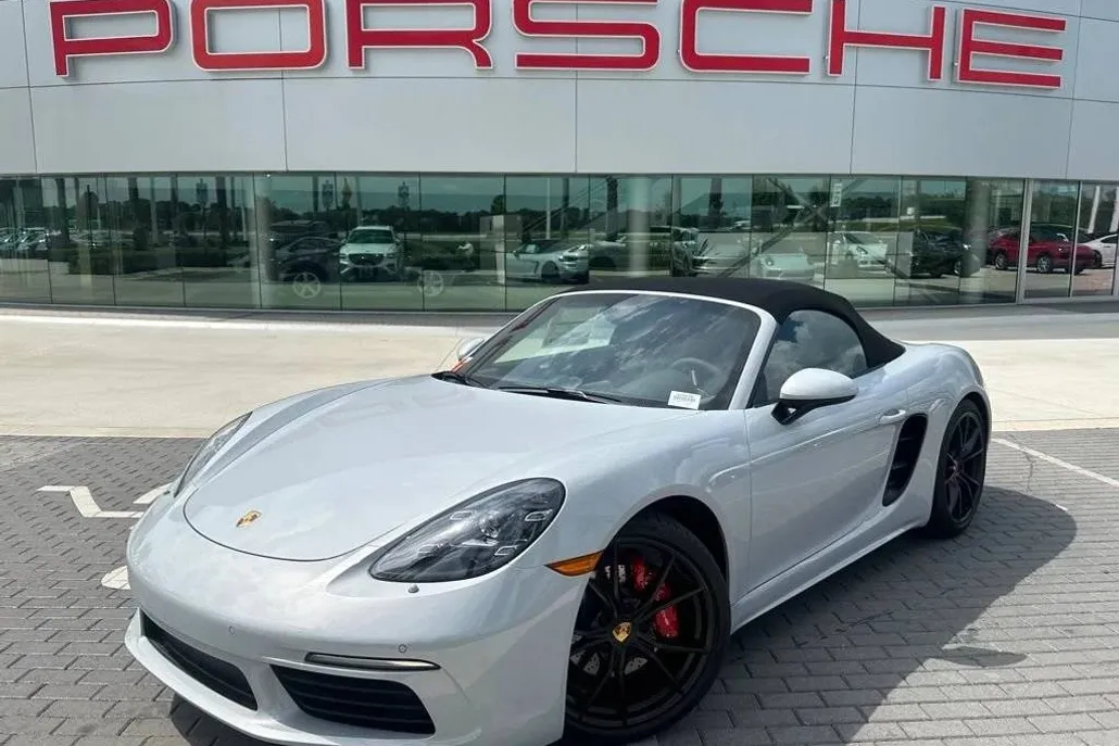 2024 Porsche Boxster S photo 1