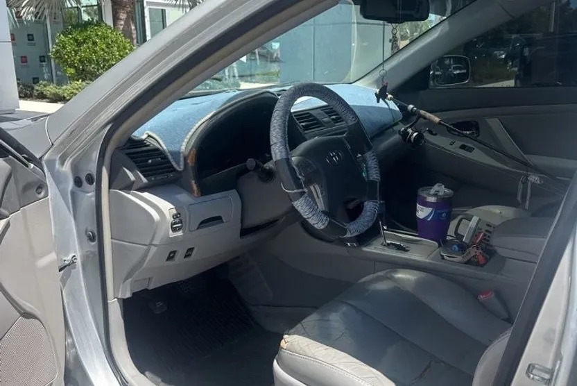 2009 Toyota Camry Hybrid Base photo 1