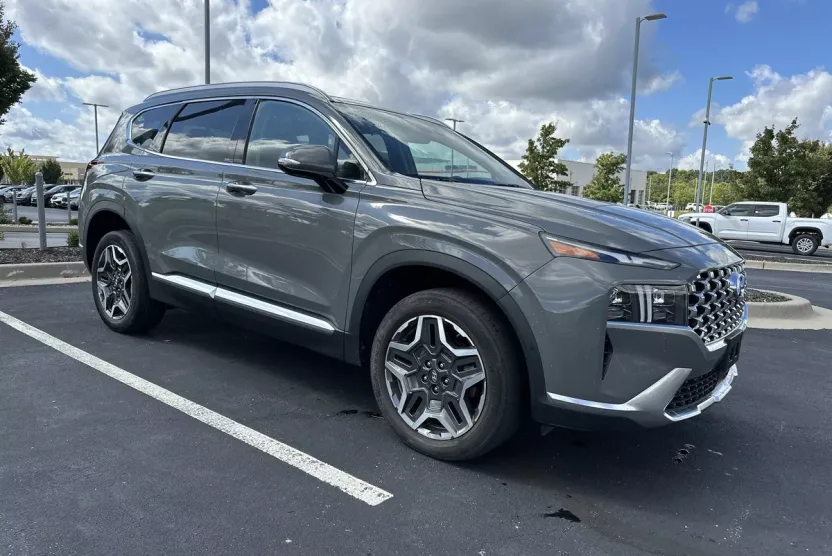 2023 Hyundai Santa Fe Limited photo 1