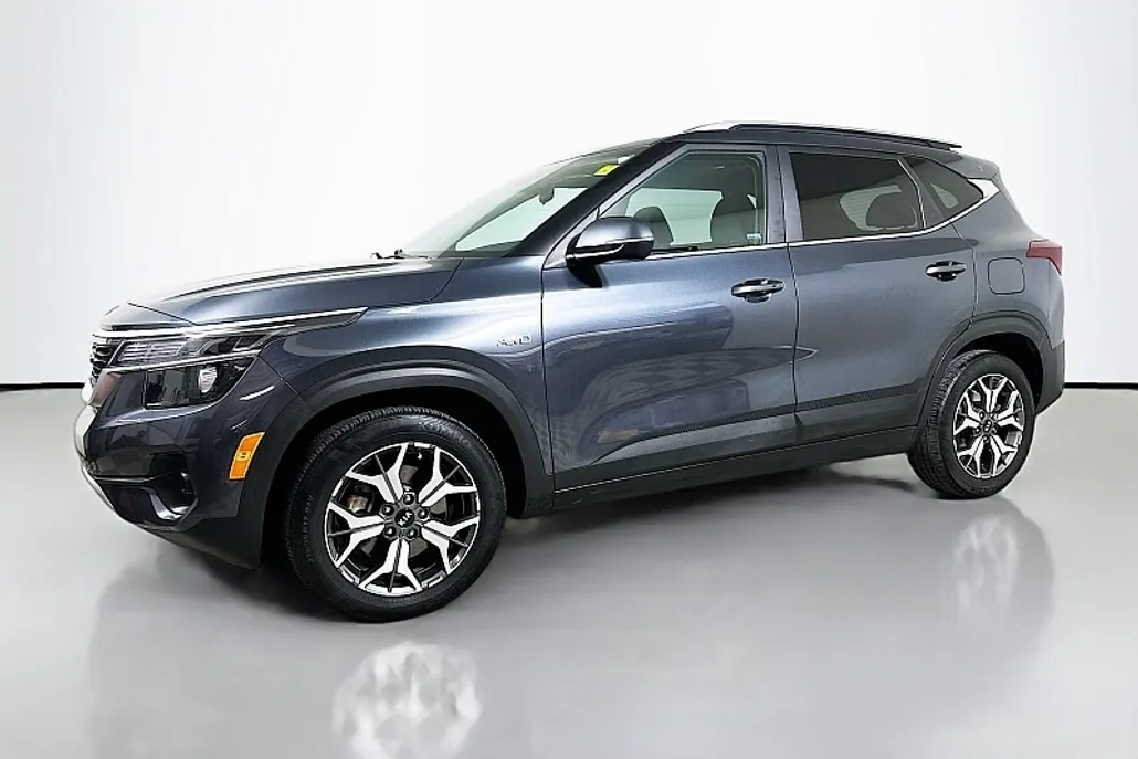2021 Kia Seltos EX photo 1
