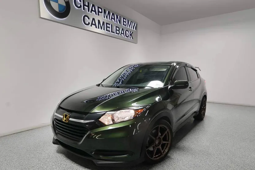 2017 Honda HR-V LX photo 1