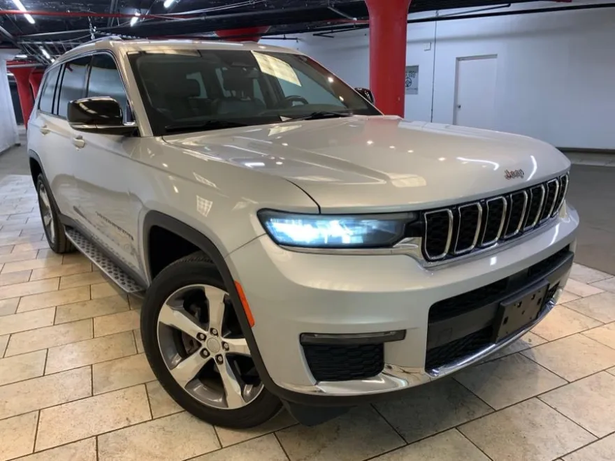 2022 Jeep Grand Cherokee Limited photo 1