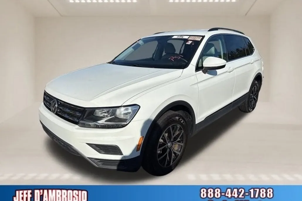 2021 Volkswagen Tiguan SE photo 1