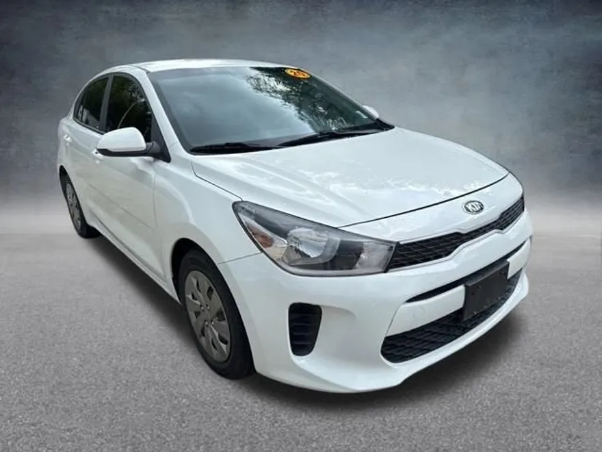 2020 Kia Rio LX photo 1