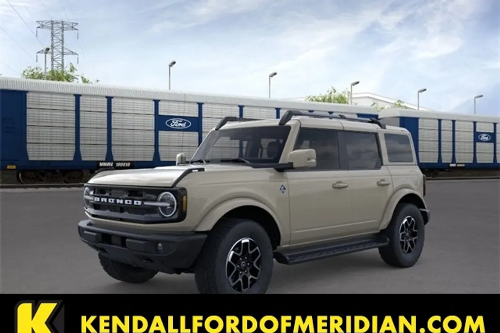 2025 Ford Bronco Outer Banks photo 1