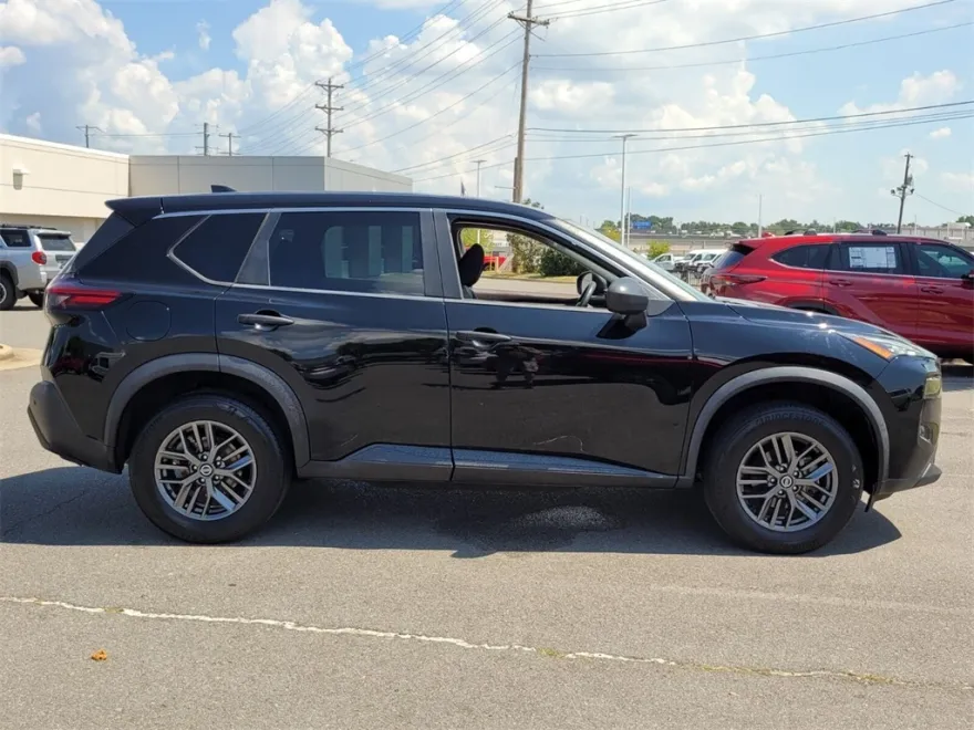 2021 Nissan Rogue S photo 1