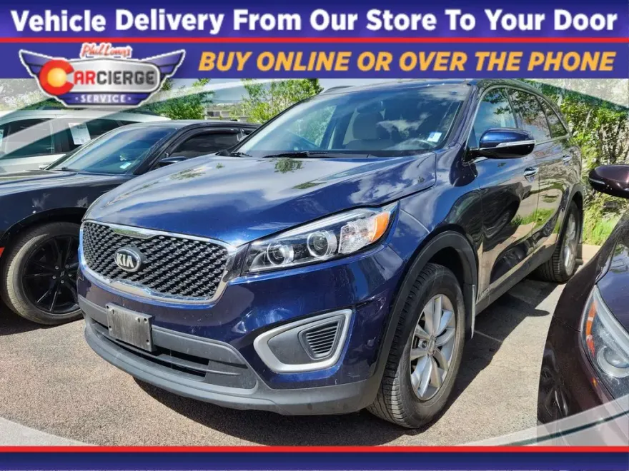 2017 Kia Sorento LX photo 1