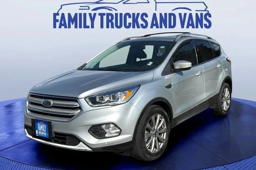 2018 Ford Escape Titanium photo 1
