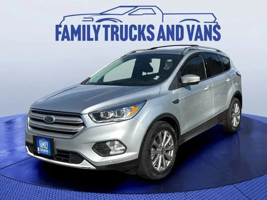 2018 Ford Escape Titanium photo 1