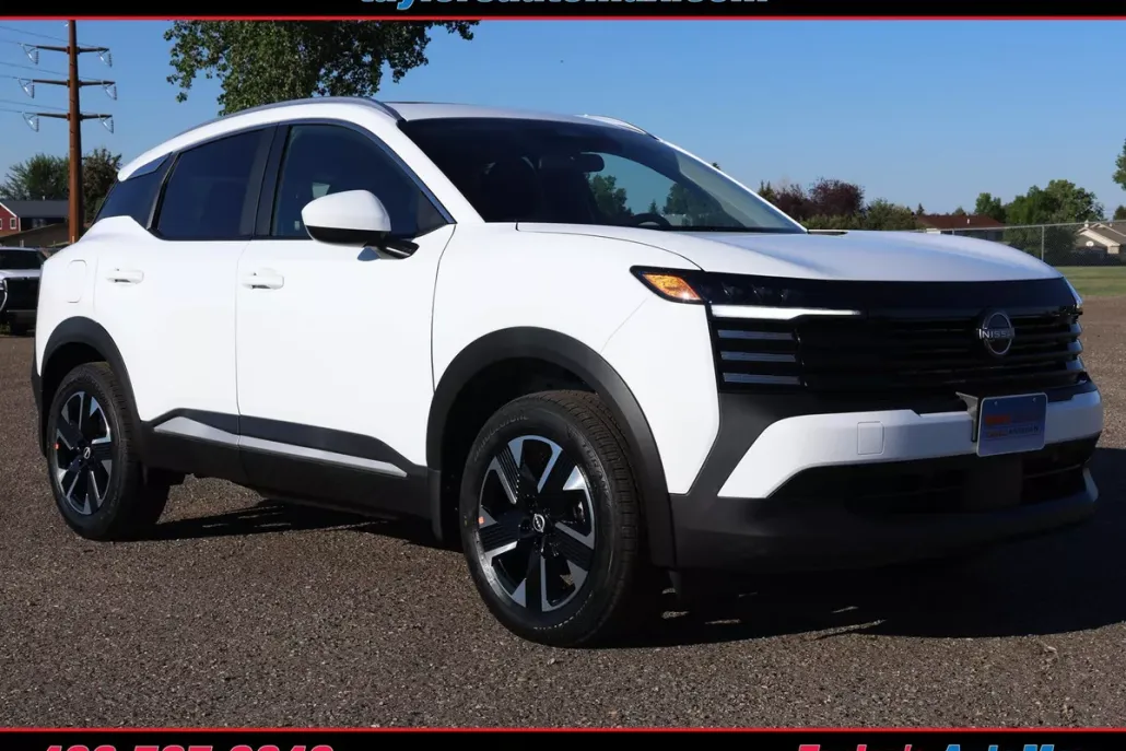 2025 Nissan Kicks SV photo 1