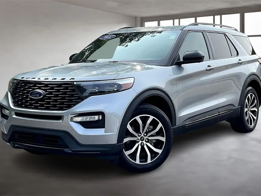 2022 Ford Explorer ST-Line photo 1