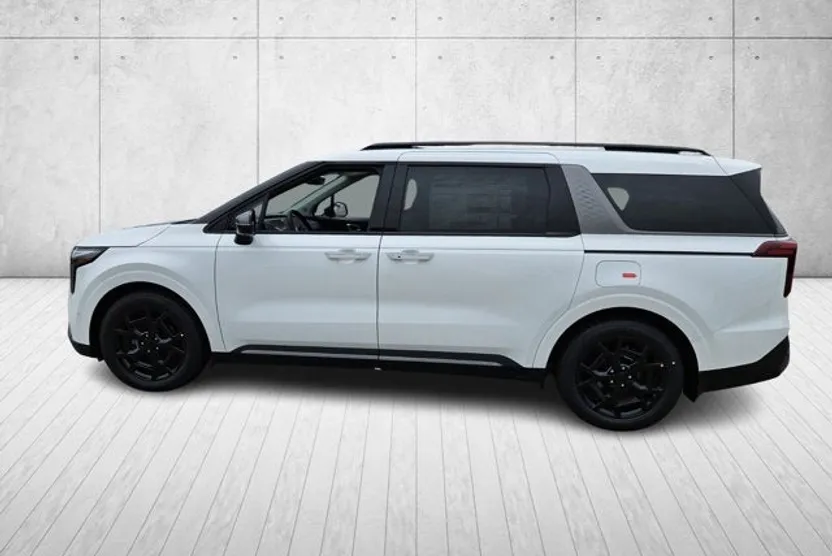 2026 Kia Carnival SX Prestige photo 1