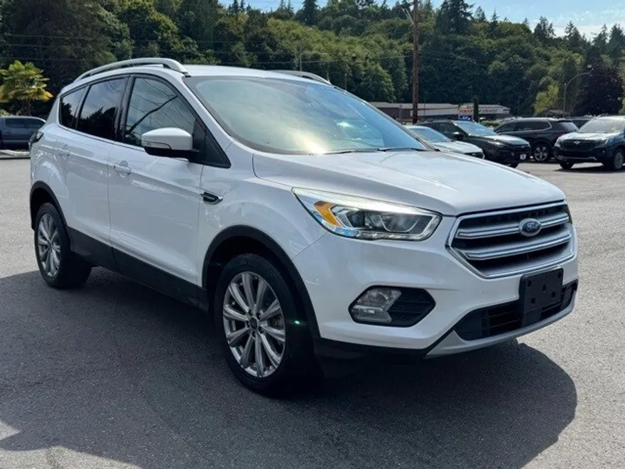 2017 Ford Escape Titanium photo 1