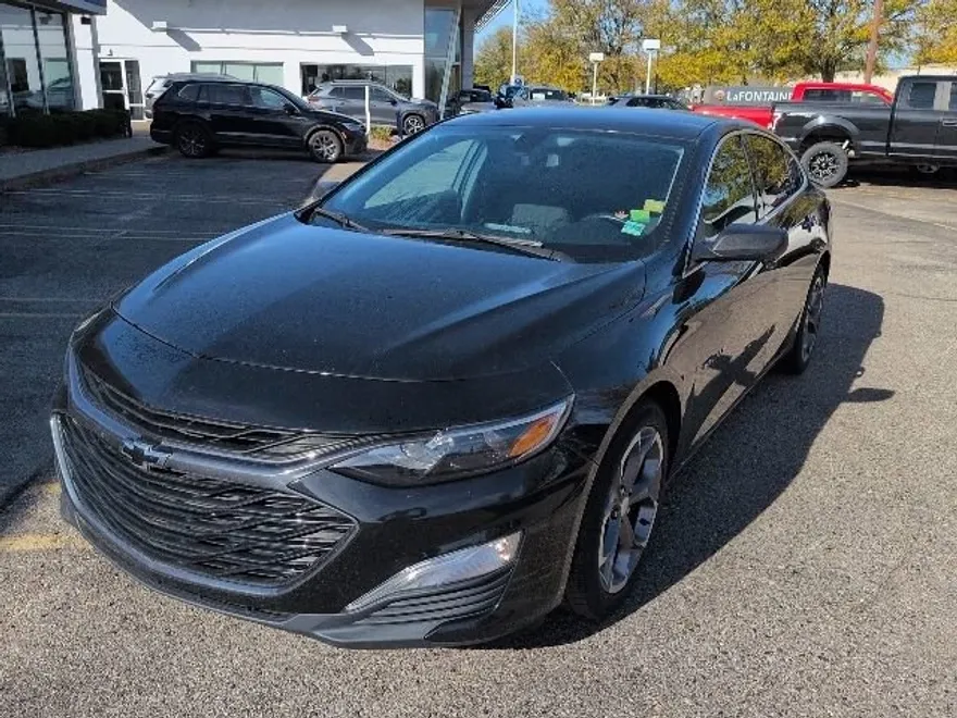 2019 Chevrolet Malibu RS photo 1