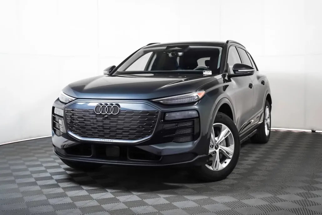 2025 Audi Q6 E-tron Premium Plus photo 1