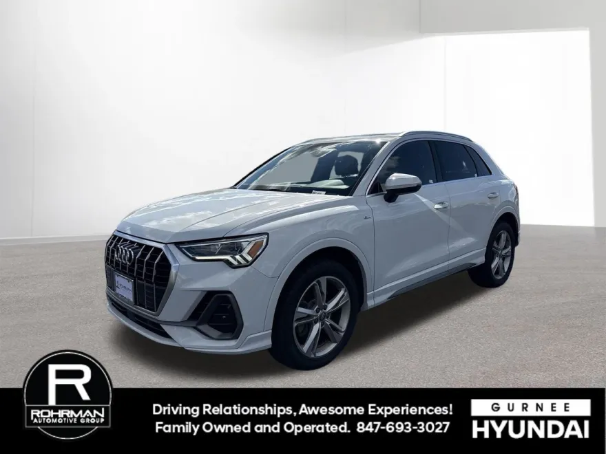 2020 Audi Q3 S line Premium Plus photo 1