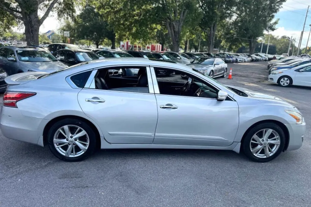 2015 Nissan Altima 2.5 SL photo 1