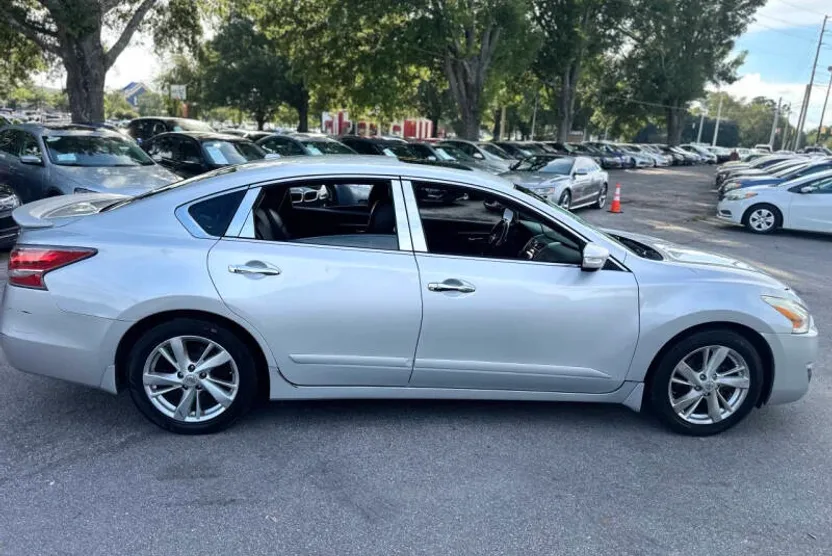 2015 Nissan Altima 2.5 SL photo 1
