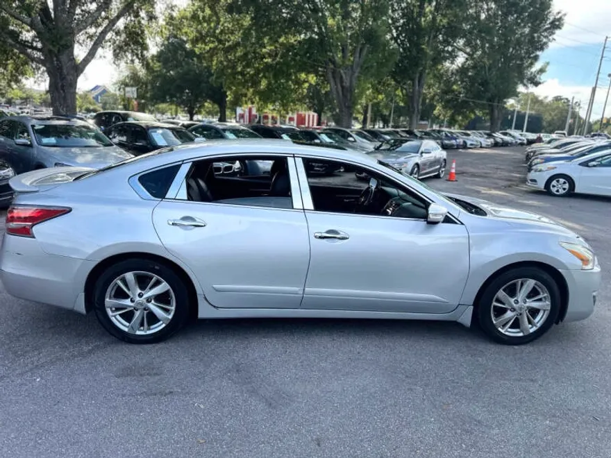 2015 Nissan Altima 2.5 SL photo 1