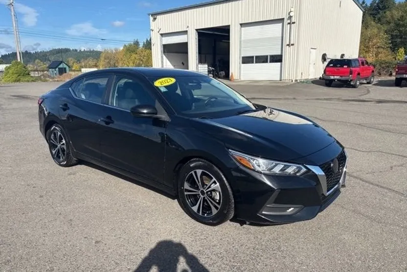2023 Nissan Sentra SV photo 1
