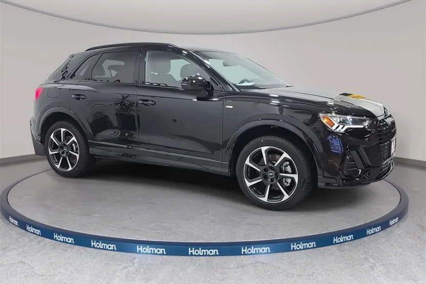 2025 Audi Q3 45 TFSI S line Premium Plus photo 1