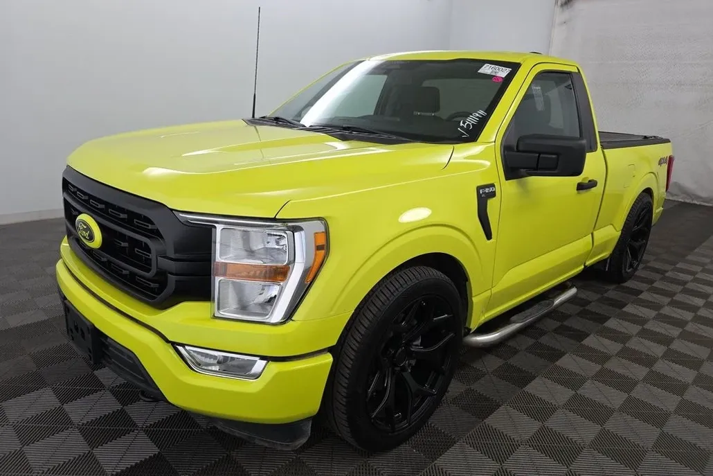 2022 Ford F-150 XL photo 1