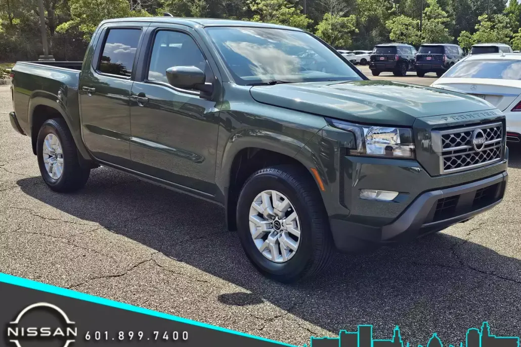 2023 Nissan Frontier SV photo 1