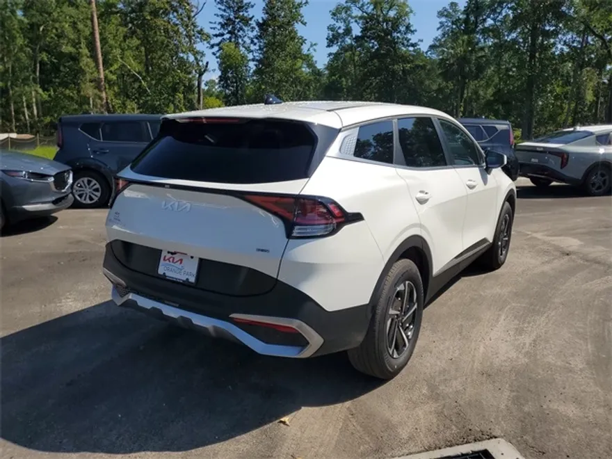 2025 Kia Sportage Hybrid LX photo 1
