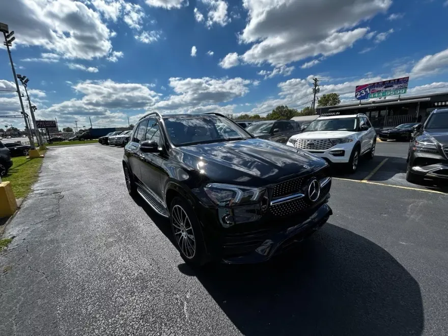 2023 Mercedes Benz GLE 450 4MATIC photo 1