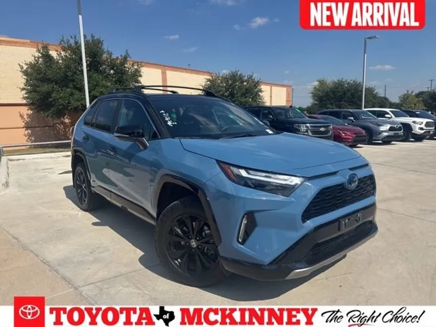 2024 Toyota RAV4 Hybrid XSE photo 1