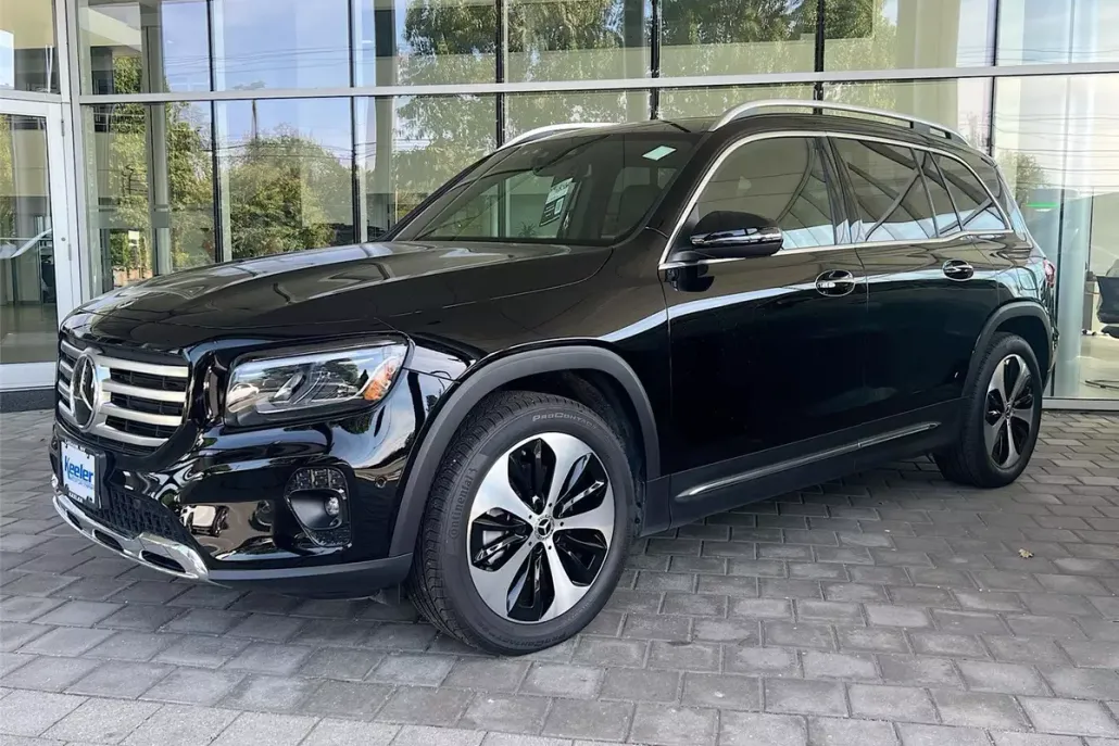 2024 Mercedes Benz GLB 250 photo 1