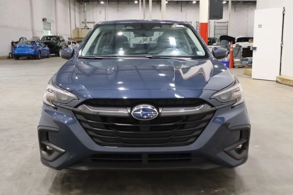 2023 Subaru Legacy Limited photo 1