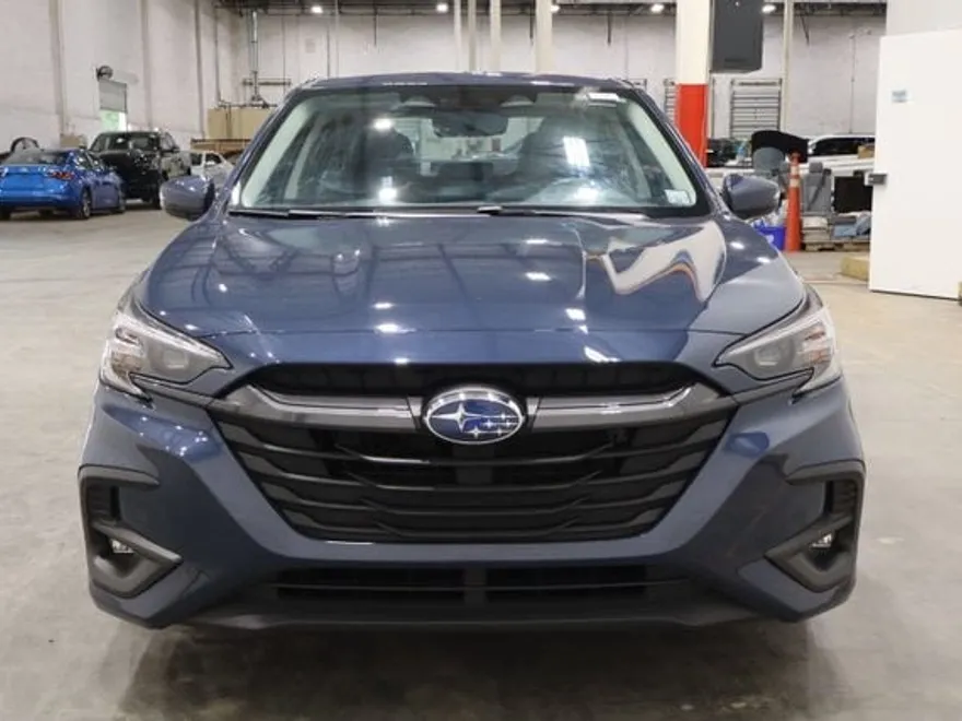 2023 Subaru Legacy Limited photo 1