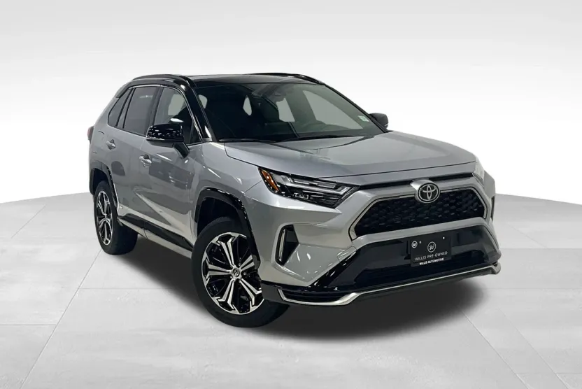 2025 Toyota RAV4 Hybrid XSE photo 1