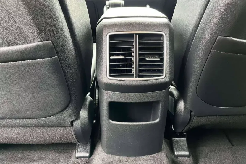 2025 Kia Sportage EX photo 1
