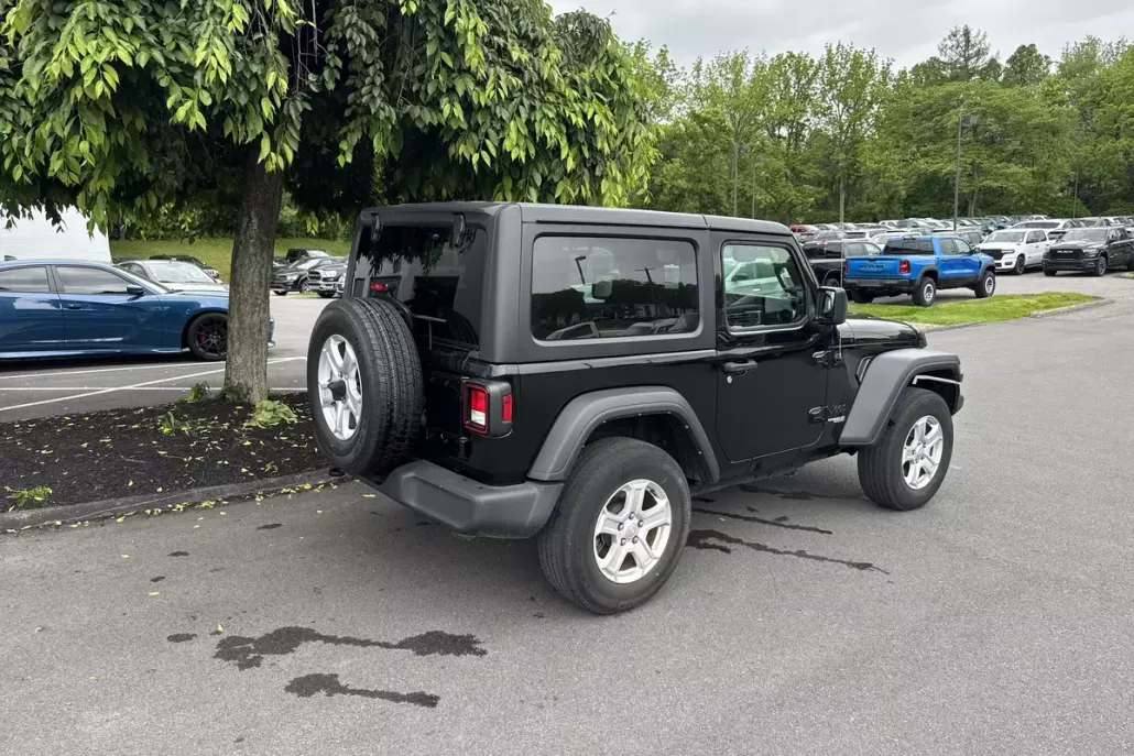 2021 Jeep Wrangler Sport S photo 1