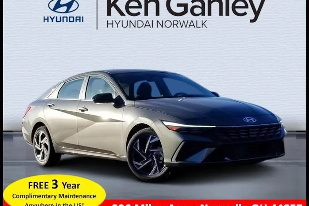 2025 Hyundai Elantra SEL Sport photo 1