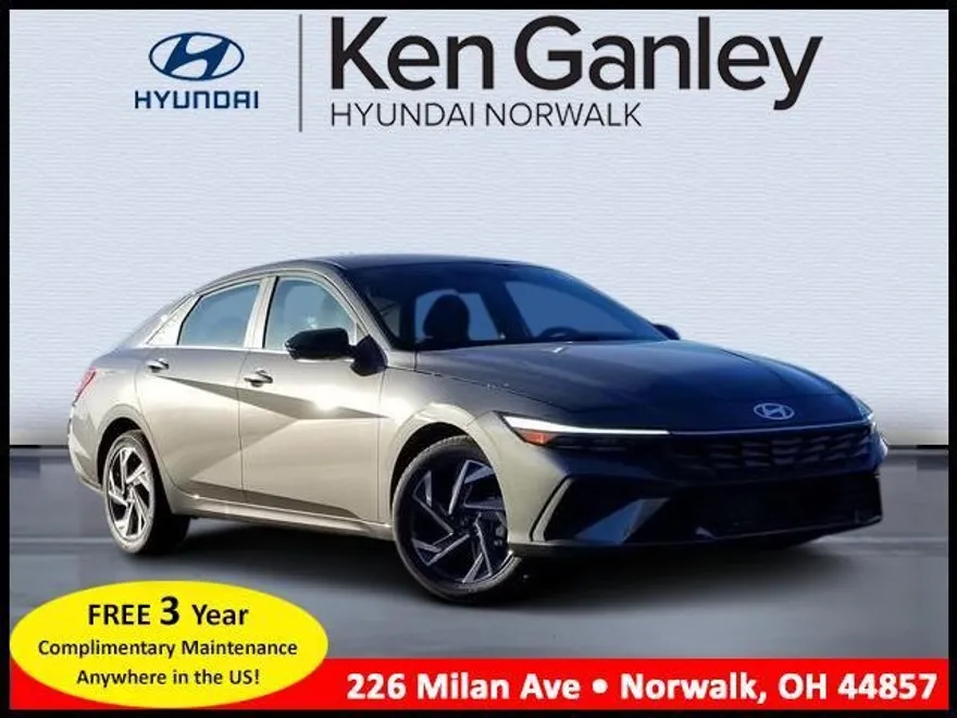 2025 Hyundai Elantra SEL Sport photo 1