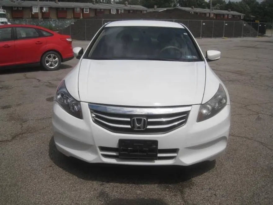 2011 Honda Accord SE photo 1