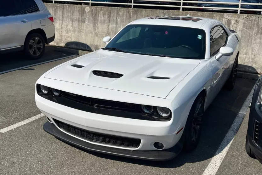 2023 Dodge Challenger R/T Scat Pack photo 1