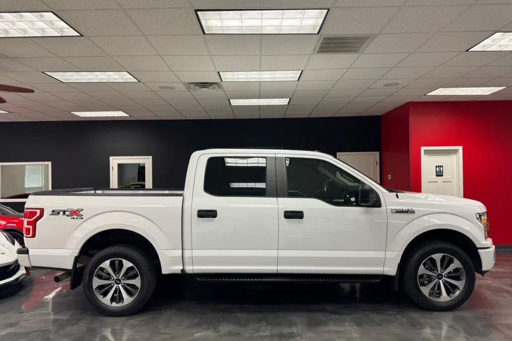2019 Ford F-150 XLT photo 1