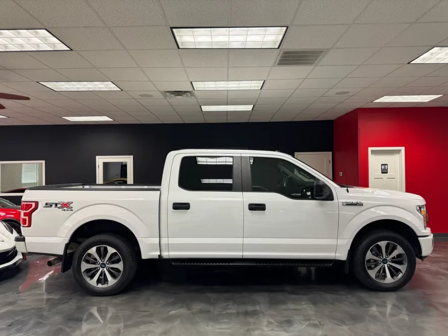 2019 Ford F-150 XLT photo 1