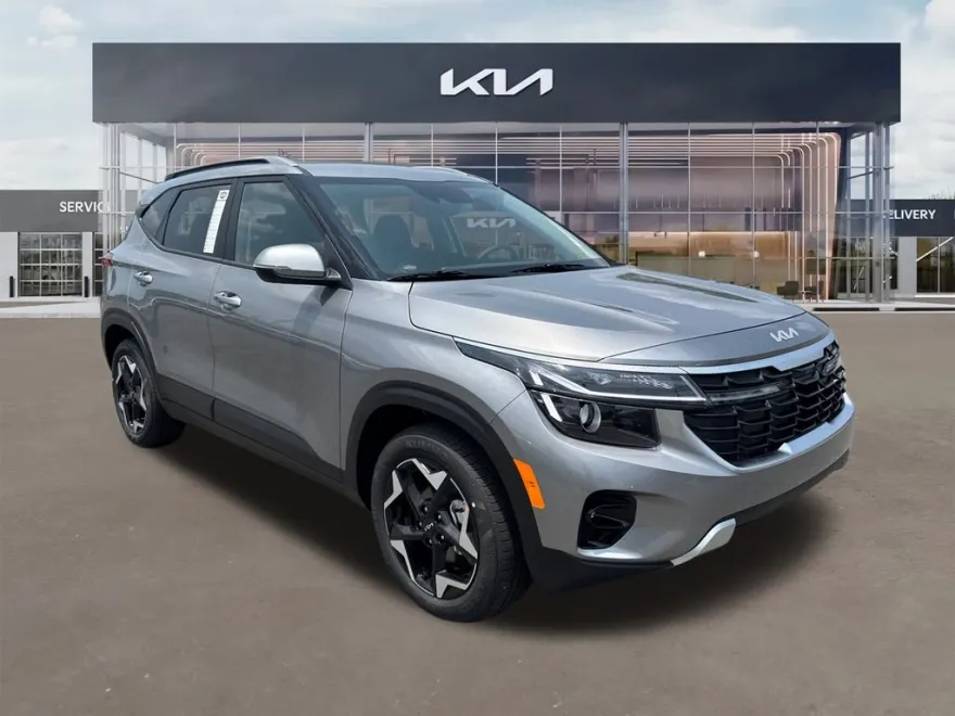 2025 Kia Seltos S photo 1