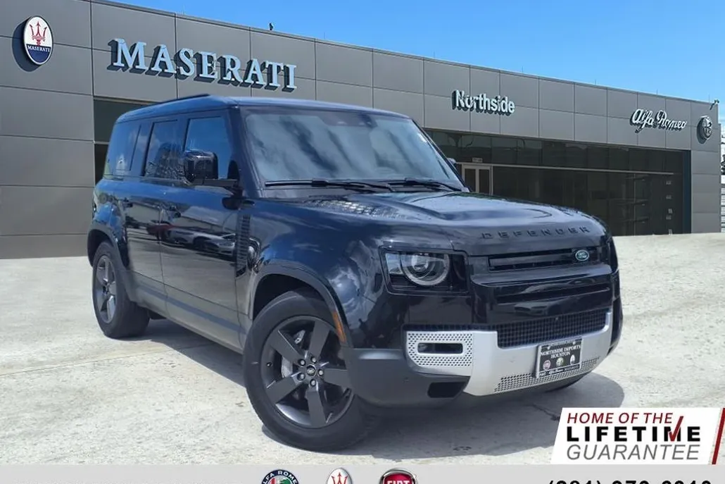 2024 Land Rover Defender 110 S photo 1