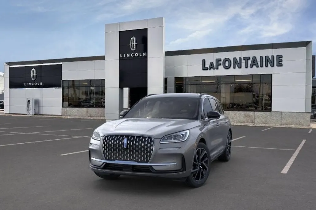2025 Lincoln Corsair Grand Touring photo 1