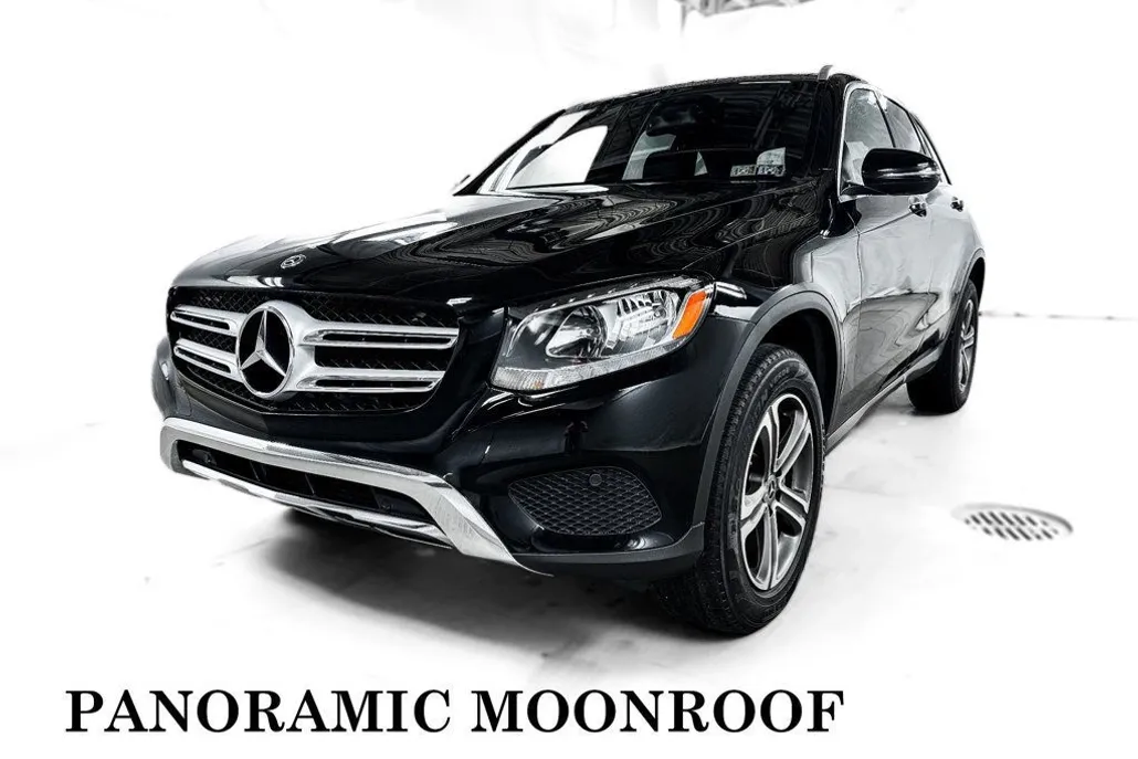 2018 Mercedes Benz GLC 300 4MATIC photo 1